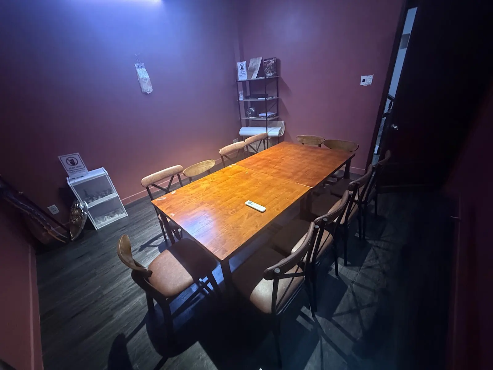 Ph&ograve;ng ri&ecirc;ng cho nh&oacute;m 8&ndash;15 người tại Board Game Space